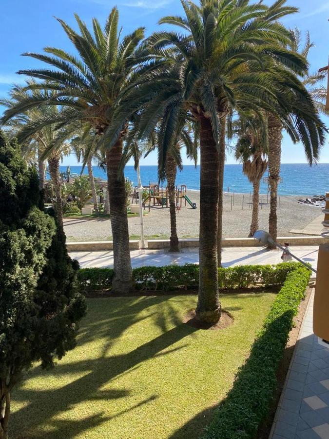 Las Palmeras Algarrobo Costa Buitenkant foto